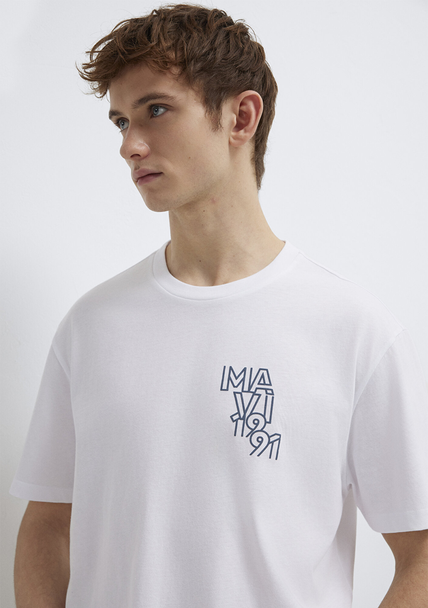  Mavi Mavi 1991 Baskılı Beyaz Tişört Loose Fit / Bol Rahat Kesim 0613147-620