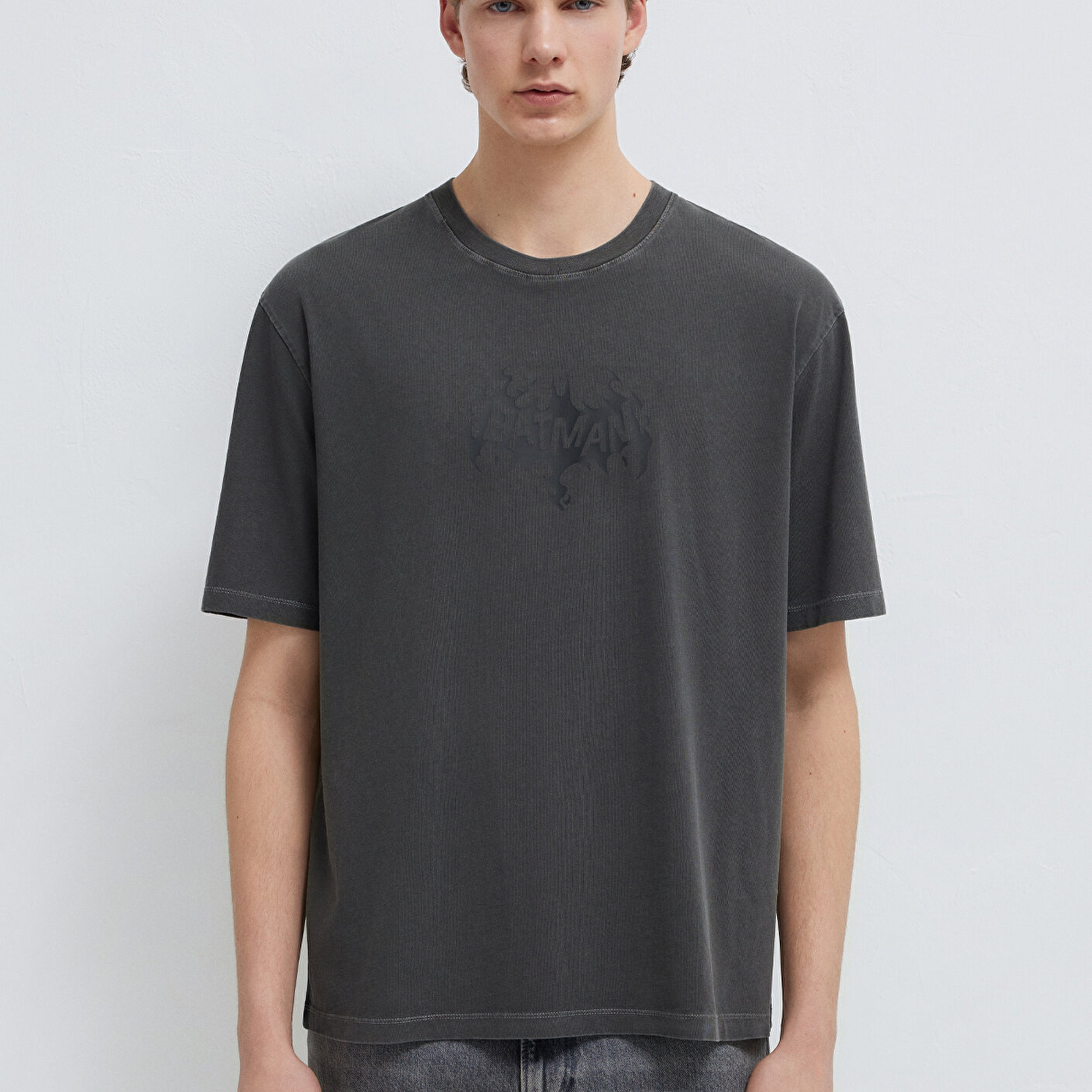 Mavi Batman Baskılı Siyah Tişört Relaxed Fit / Rahat Kesim 0613203-900