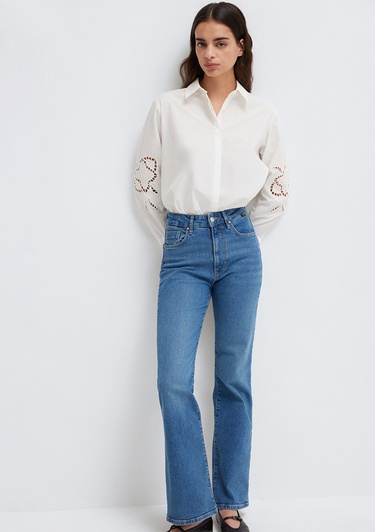  Mavi Nakış Detaylı Ekru Gömlek Loose Fit / Bol Rahat Kesim 1211382-70057