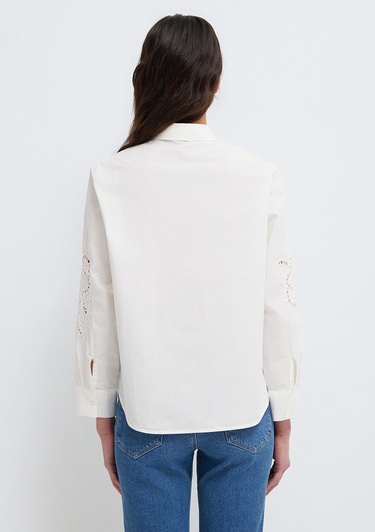  Mavi Nakış Detaylı Ekru Gömlek Loose Fit / Bol Rahat Kesim 1211382-70057