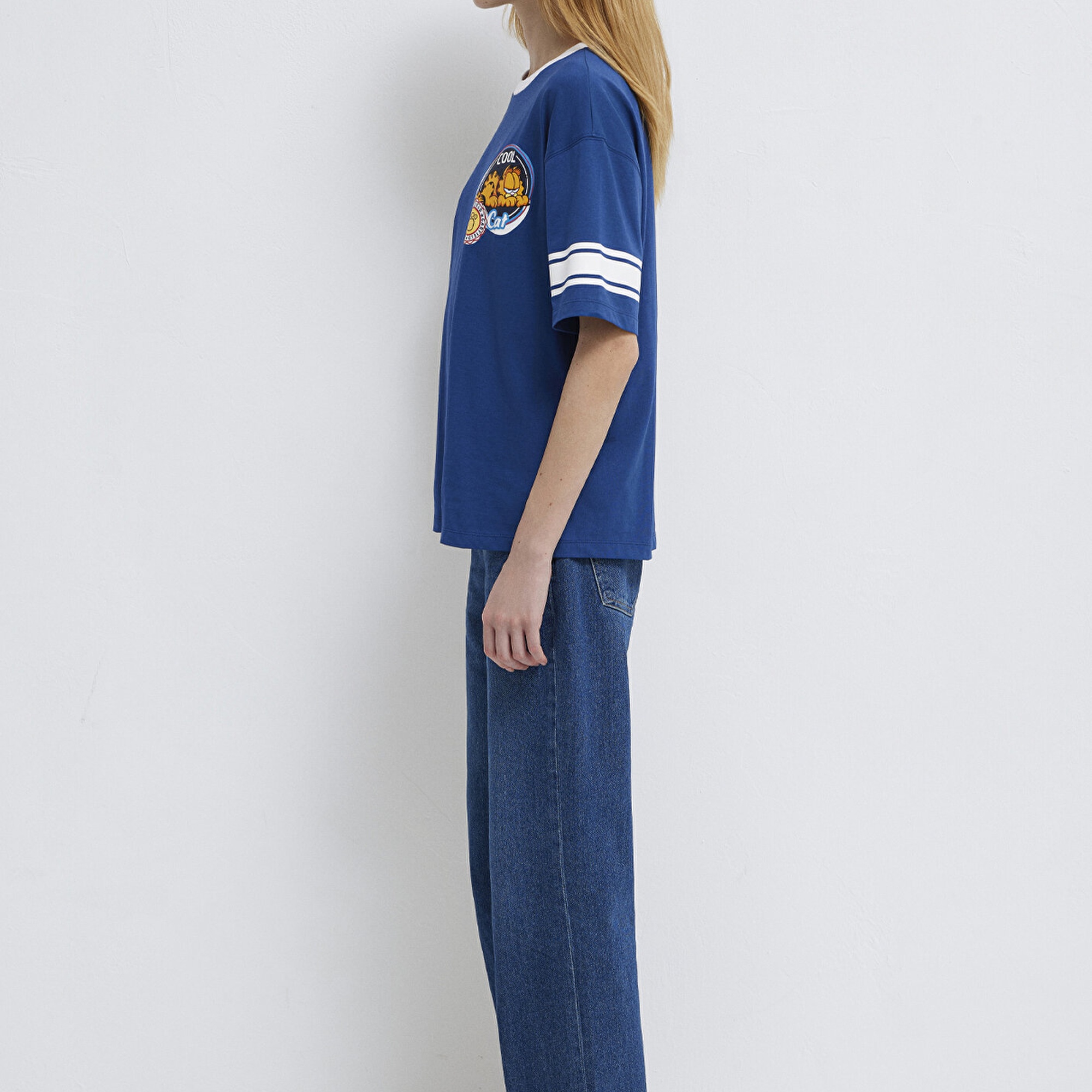 Mavi Garfield Baskılı Lacivert Tişört Loose Fit / Bol Rahat Kesim 1614052-82625