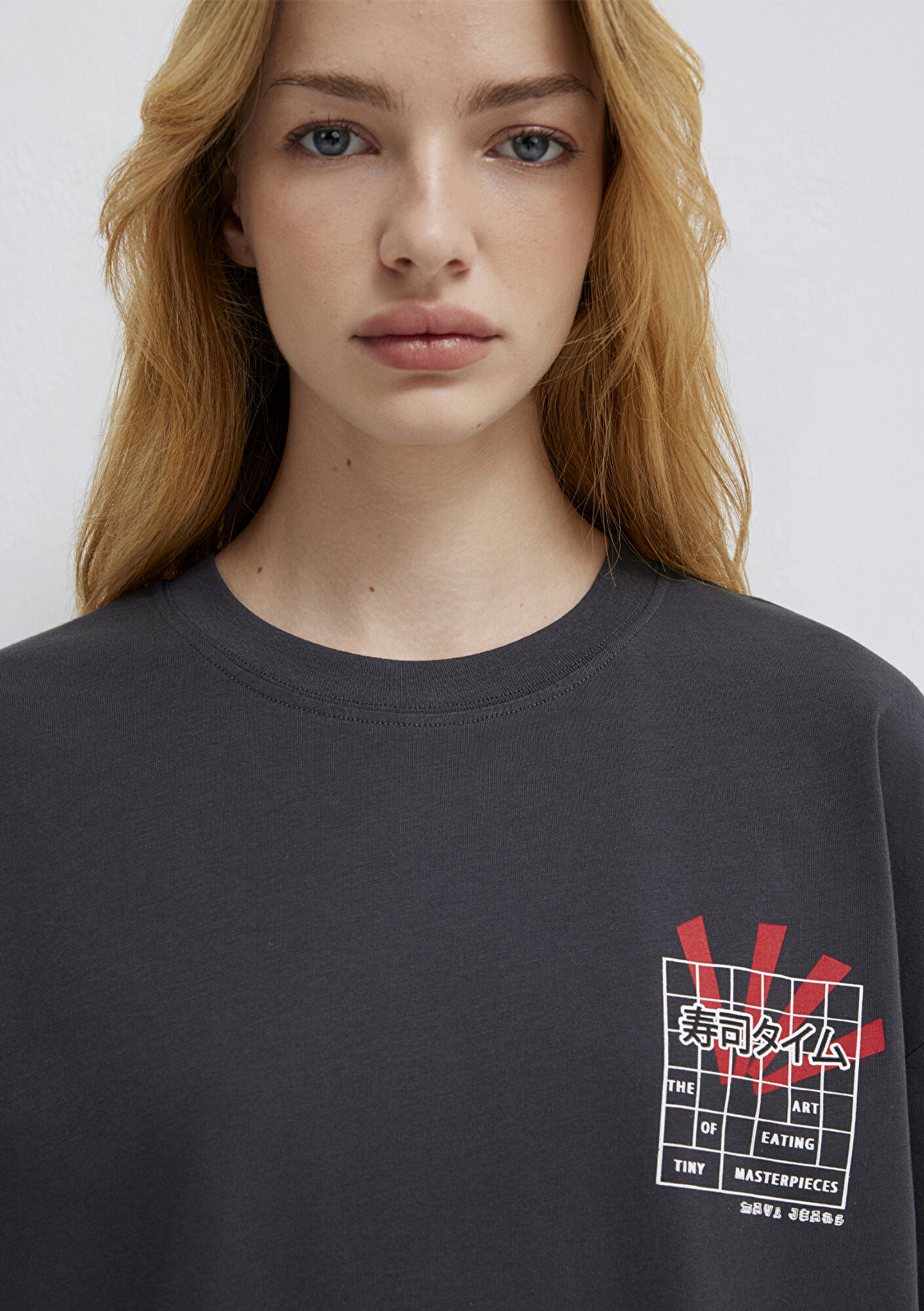 Mavi Sushi Baskılı Antrasit Tişört Loose Fit / Bol Rahat Kesim 1614006-70087