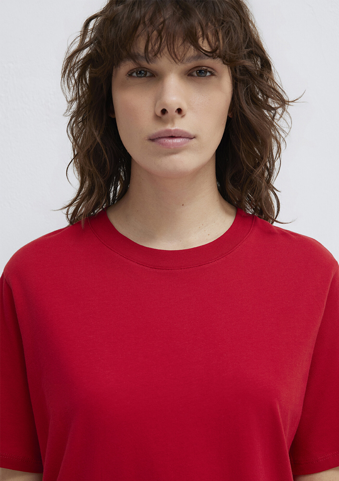 Mavi Bisiklet Yaka Kırmızı Basic Tişört Regular Fit / Normal Kesim 1600955-86417