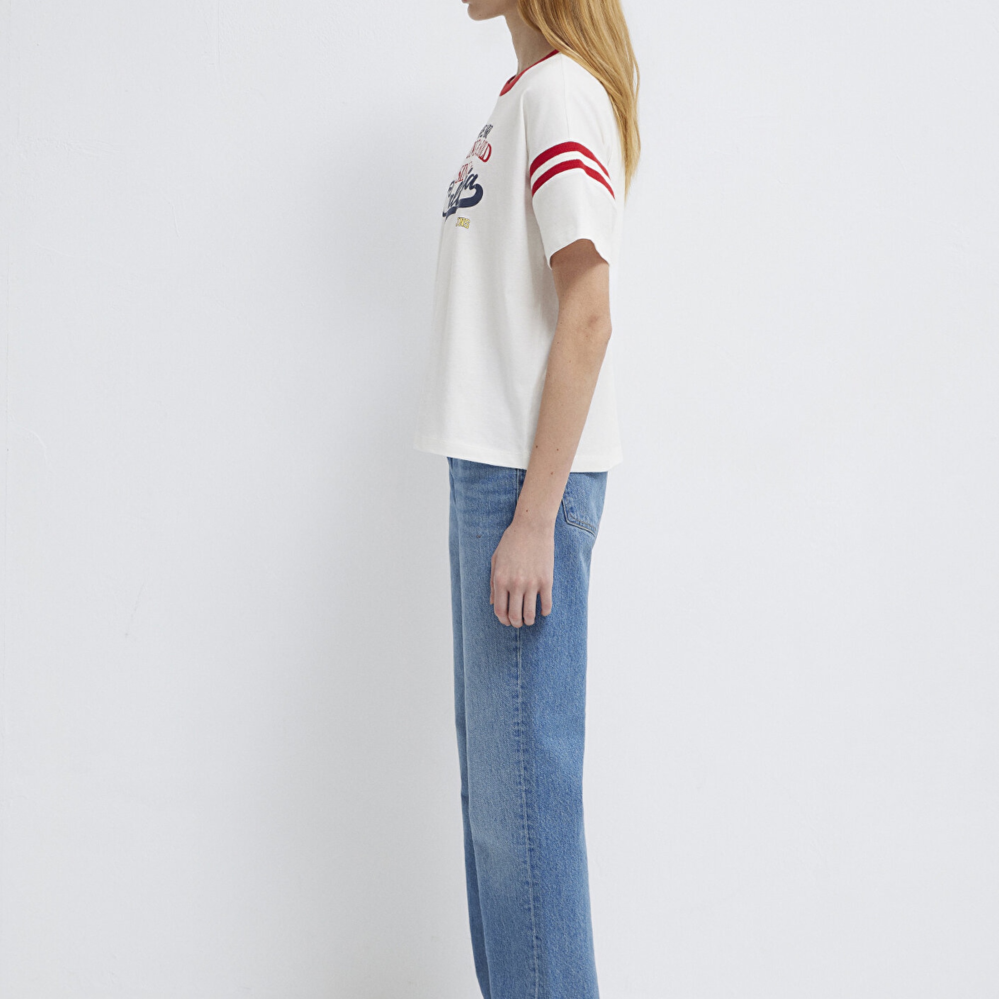 Mavi BaskılıEkru Tişört Regular Fit / Normal Kesim 1613861-70057