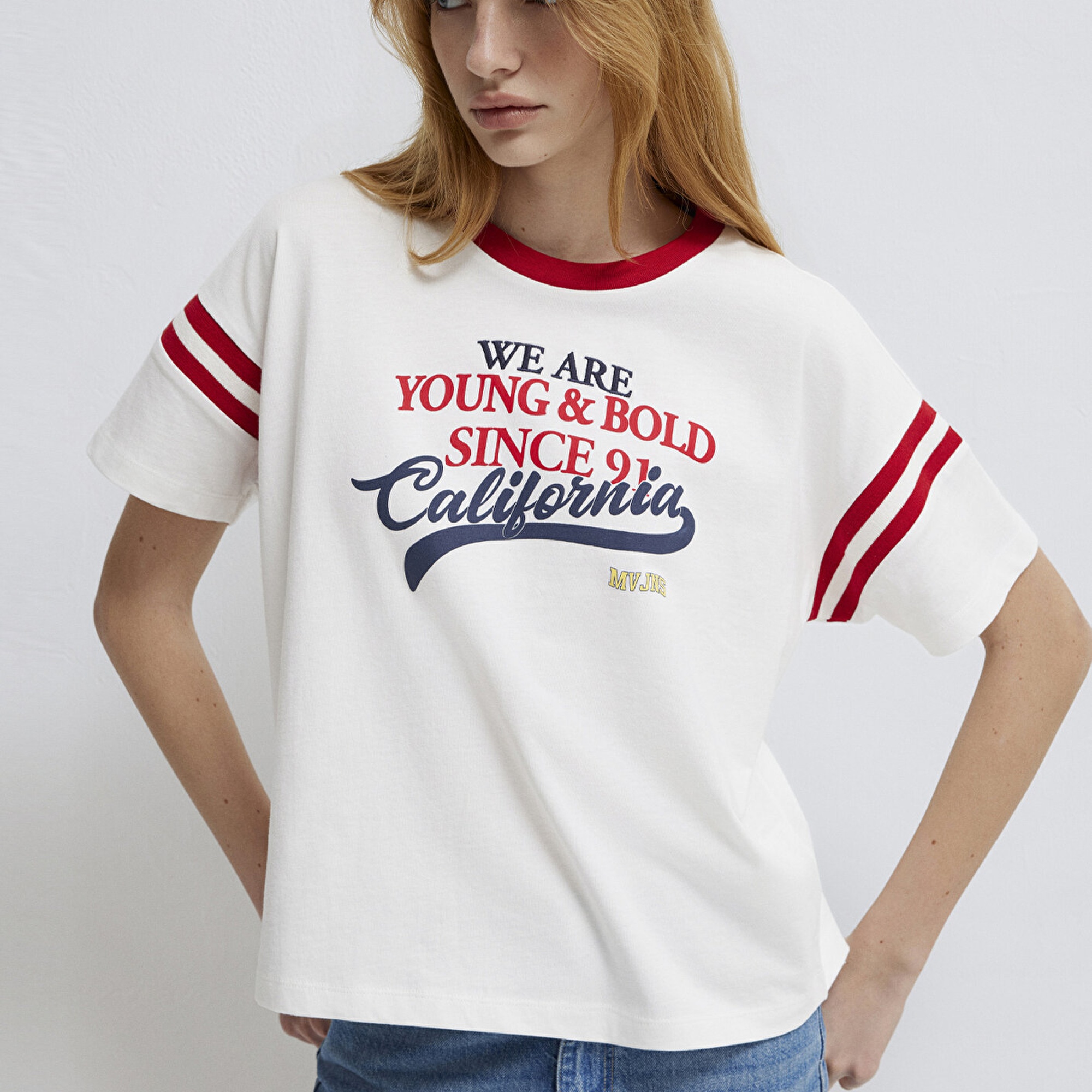 Mavi BaskılıEkru Tişört Regular Fit / Normal Kesim 1613861-70057