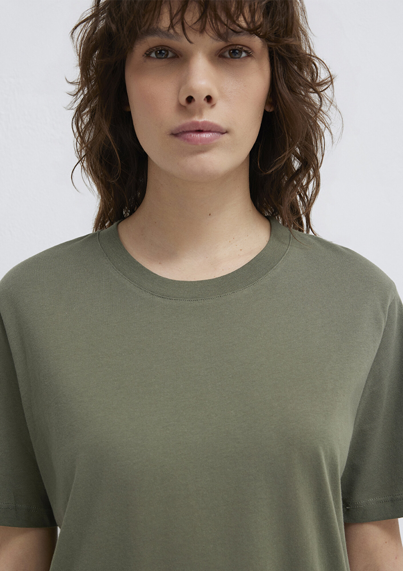 Mavi Bisiklet Yaka Yeşil Basic Tişört Regular Fit / Normal Kesim 1600955-86627