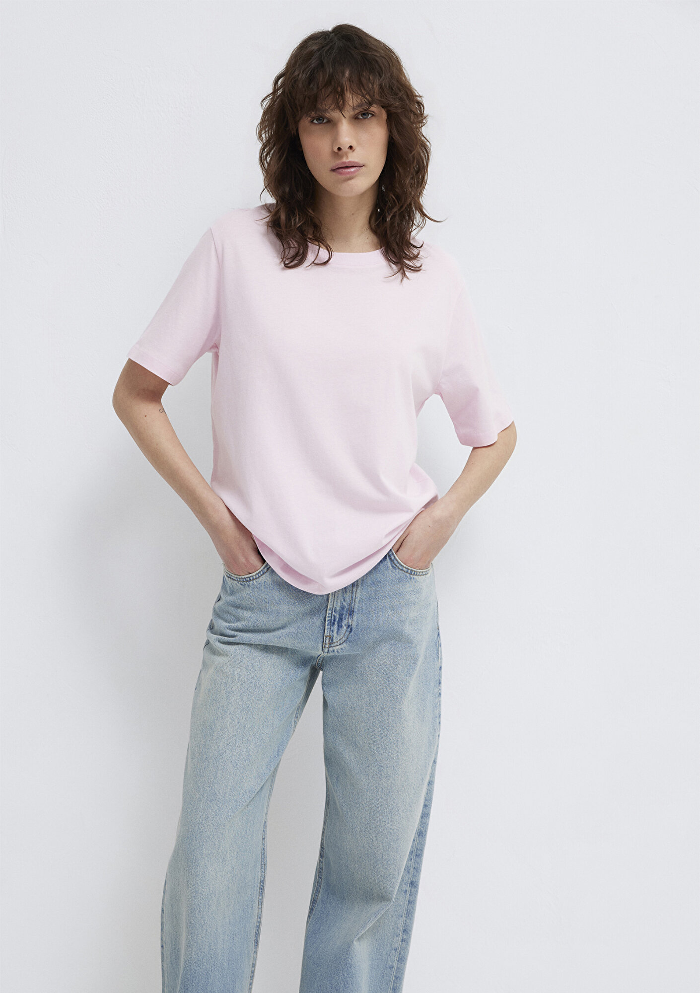 Mavi Bisiklet Yaka Pembe Basic Tişört Regular Fit / Normal Kesim 1600955-89200