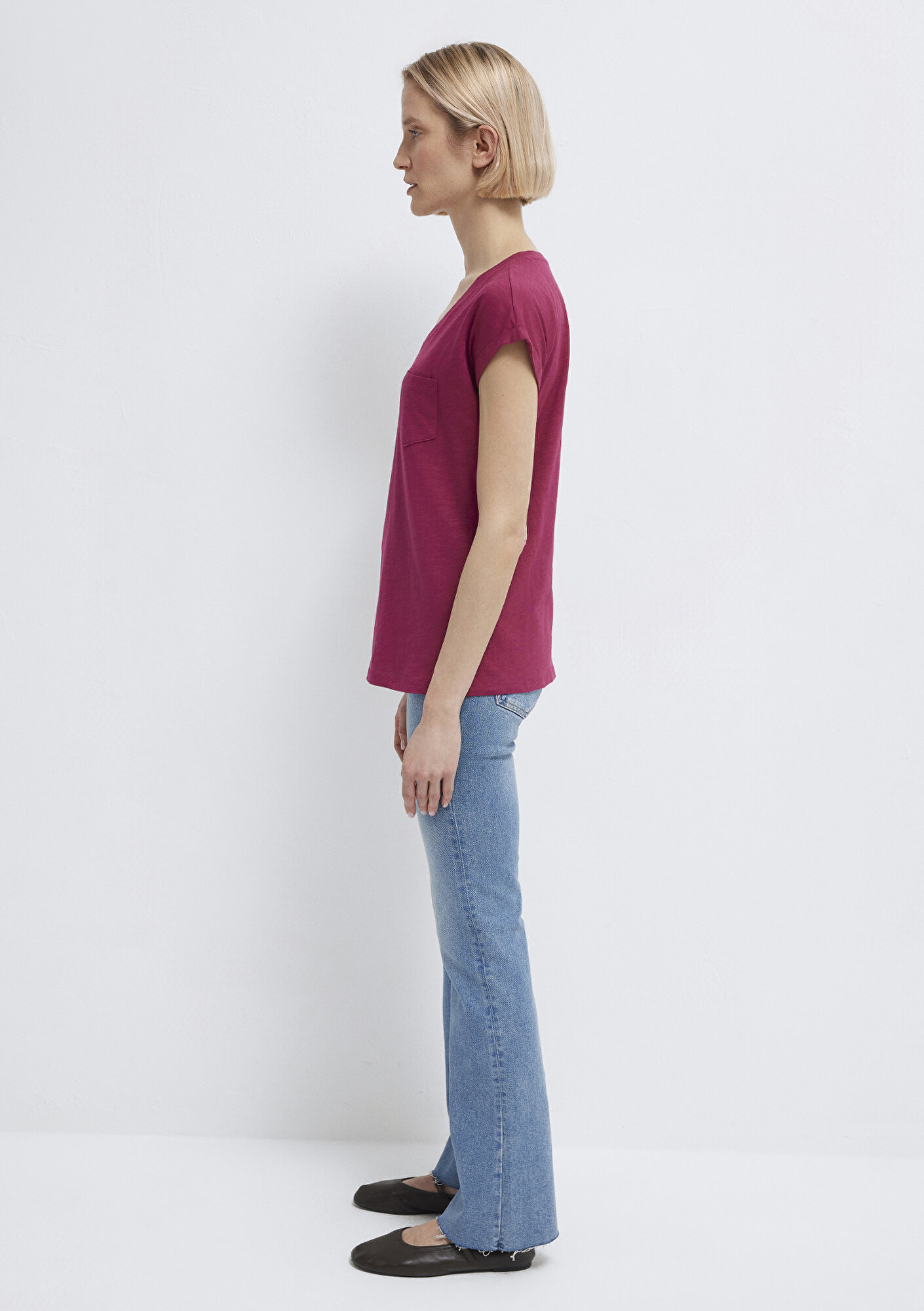 Mavi V Yaka Pembe Basic Tişört Loose Fit / Bol Rahat Kesim 1600961-70919