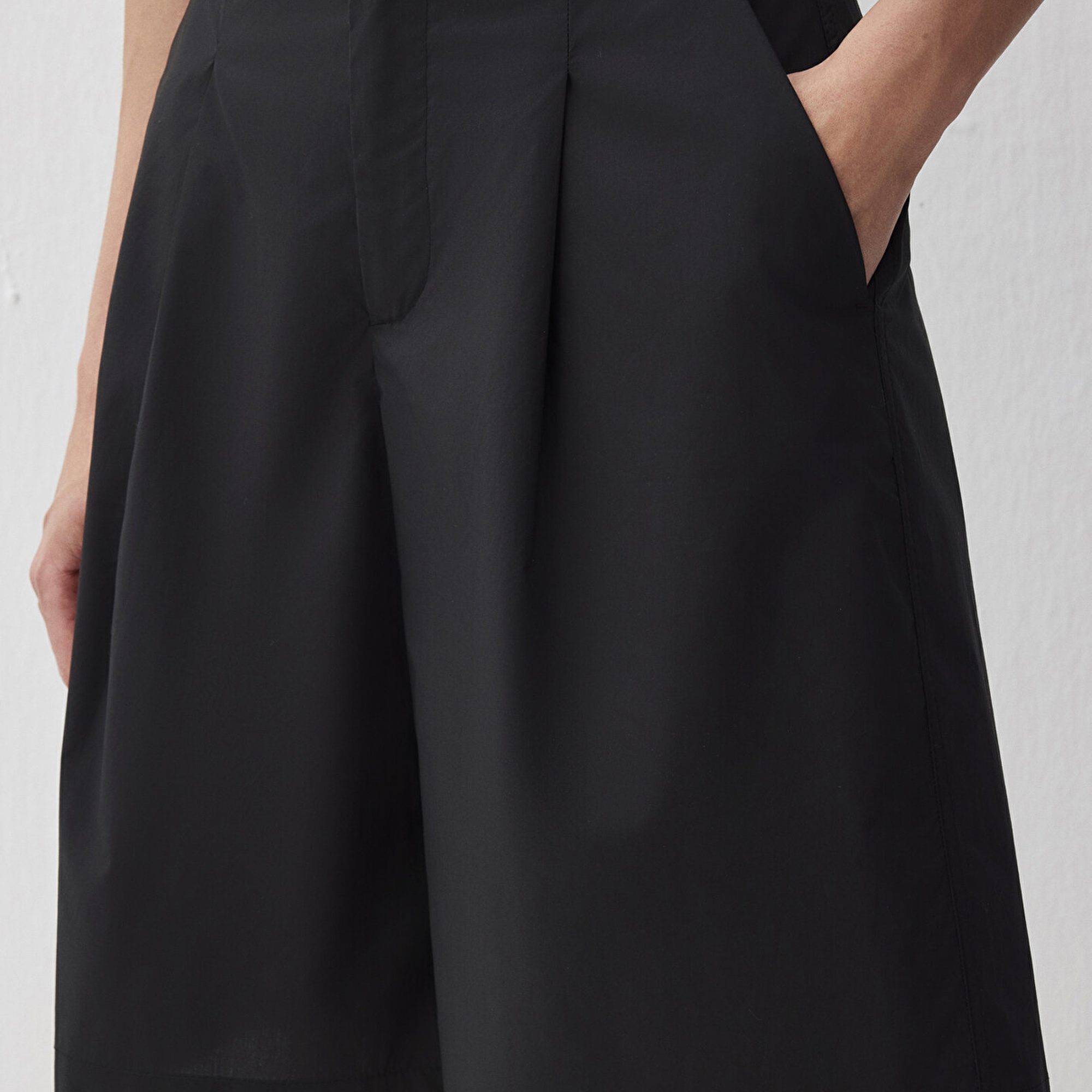 Mavi Siyah Bermuda Şort 1410208-900