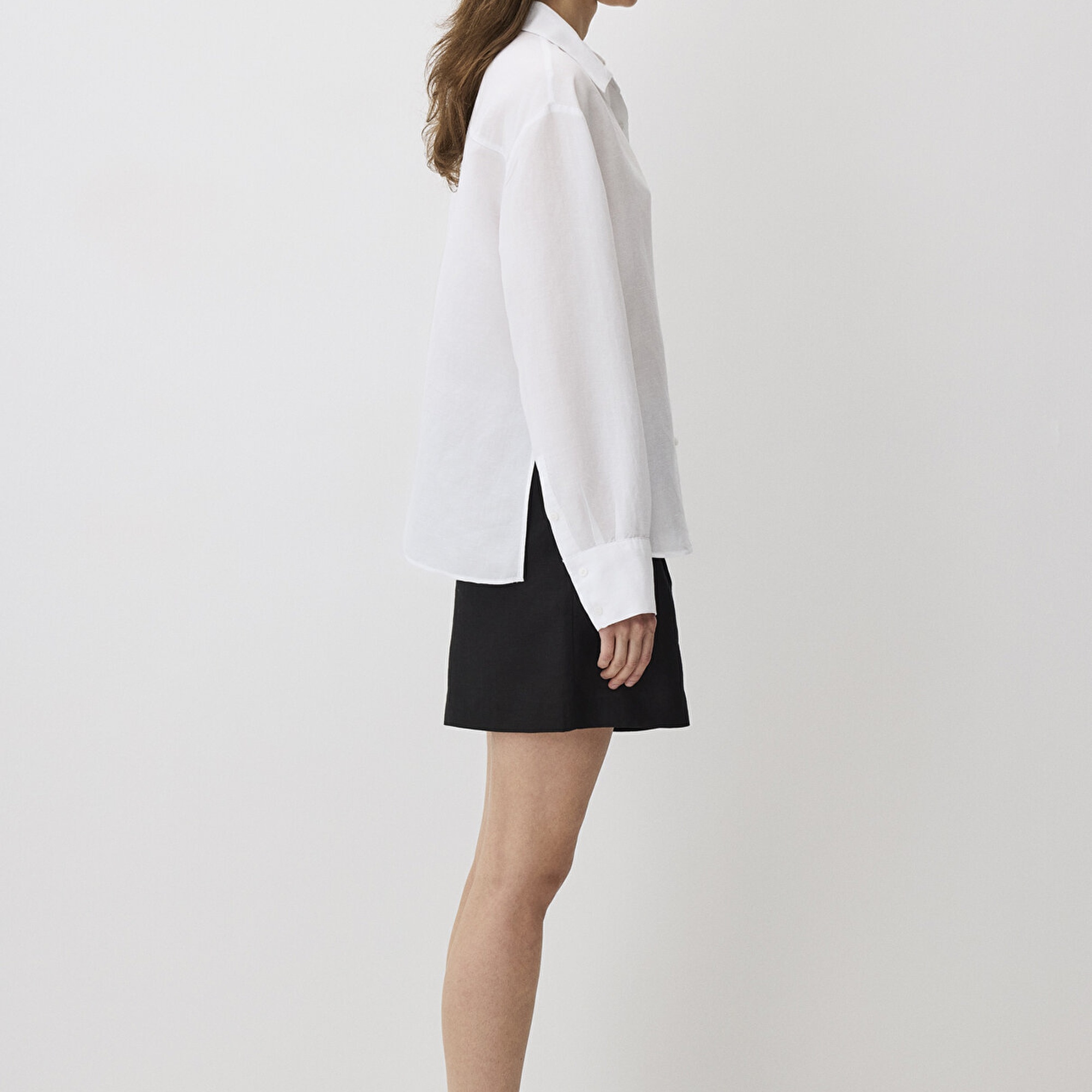 Mavi Beyaz Tencel TM Lyocell Karışımlı Gömlek Loose Fit / Bol Rahat Kesim 1211130-620