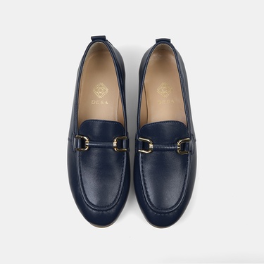  Kadın Lacivert Metal Gold Toka Aksesuarlı Deri Loafer