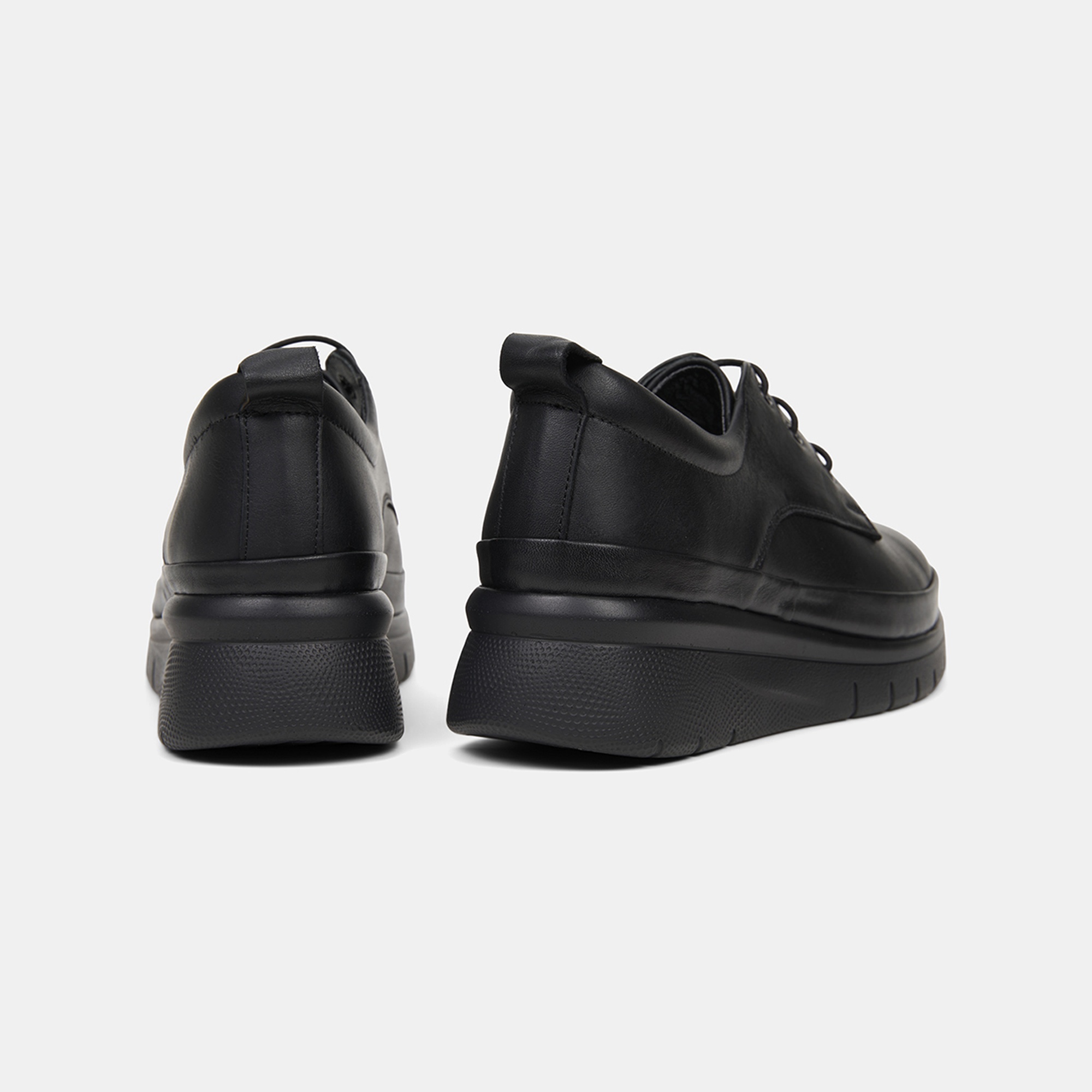 Kadın Siyah DesaComfort Lastik Bağcıklı Spor Ayakkabı