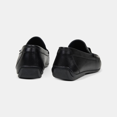  Erkek Siyah Metal Detaylı Deri Loafer