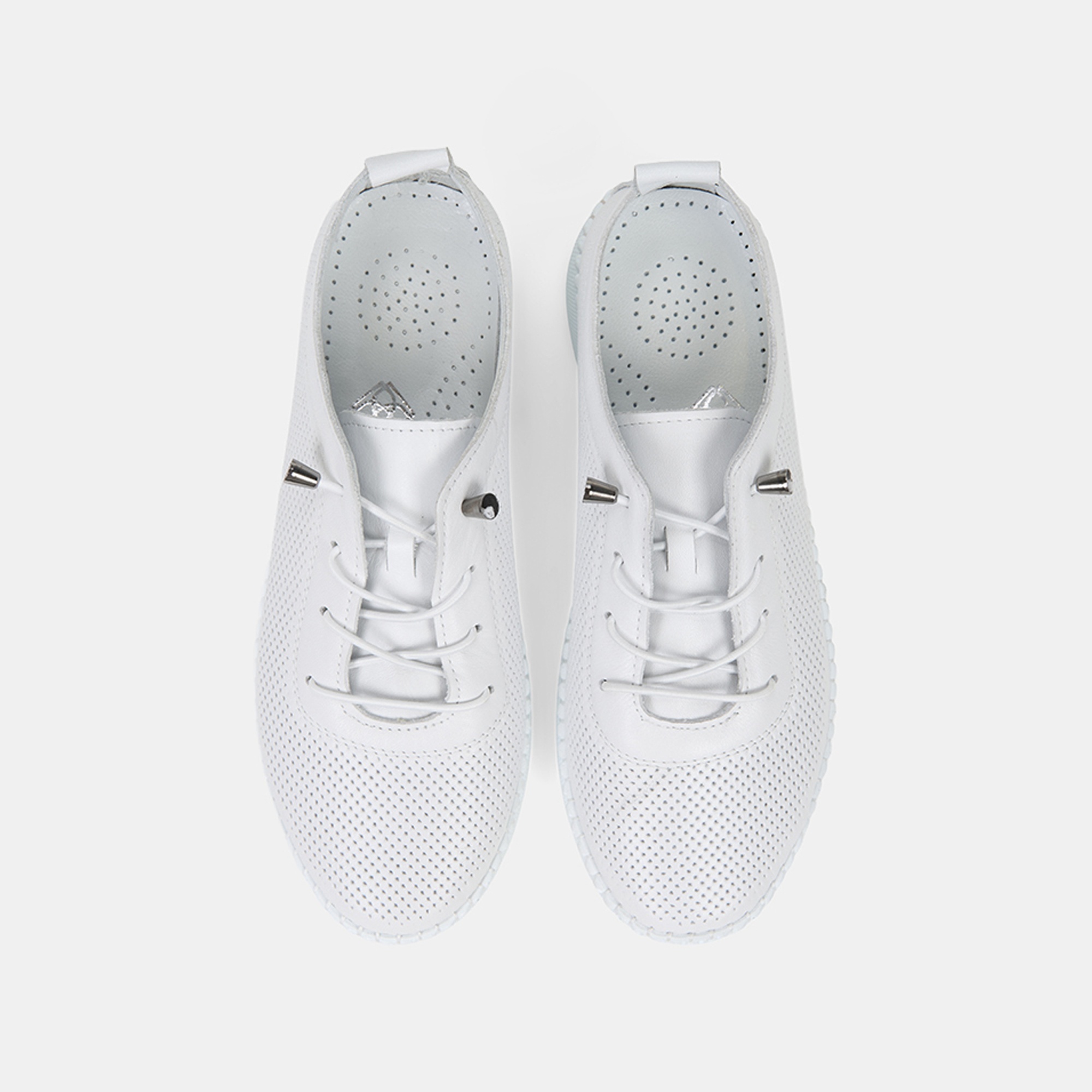 Kadın Beyaz Lastik Bağcıklı Deri Spor Ayakkabı