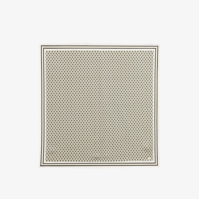  Lacoste Kadın Desenli Kahverengi Fular