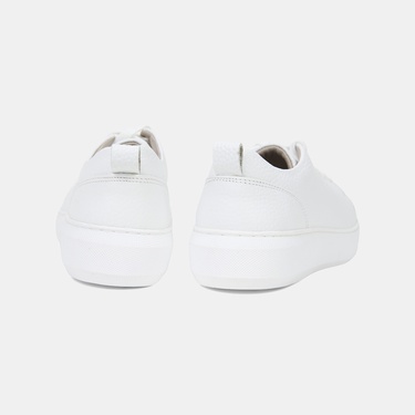  Kadın Beyaz Bağcıklı Deri Günlük Ayakkabı