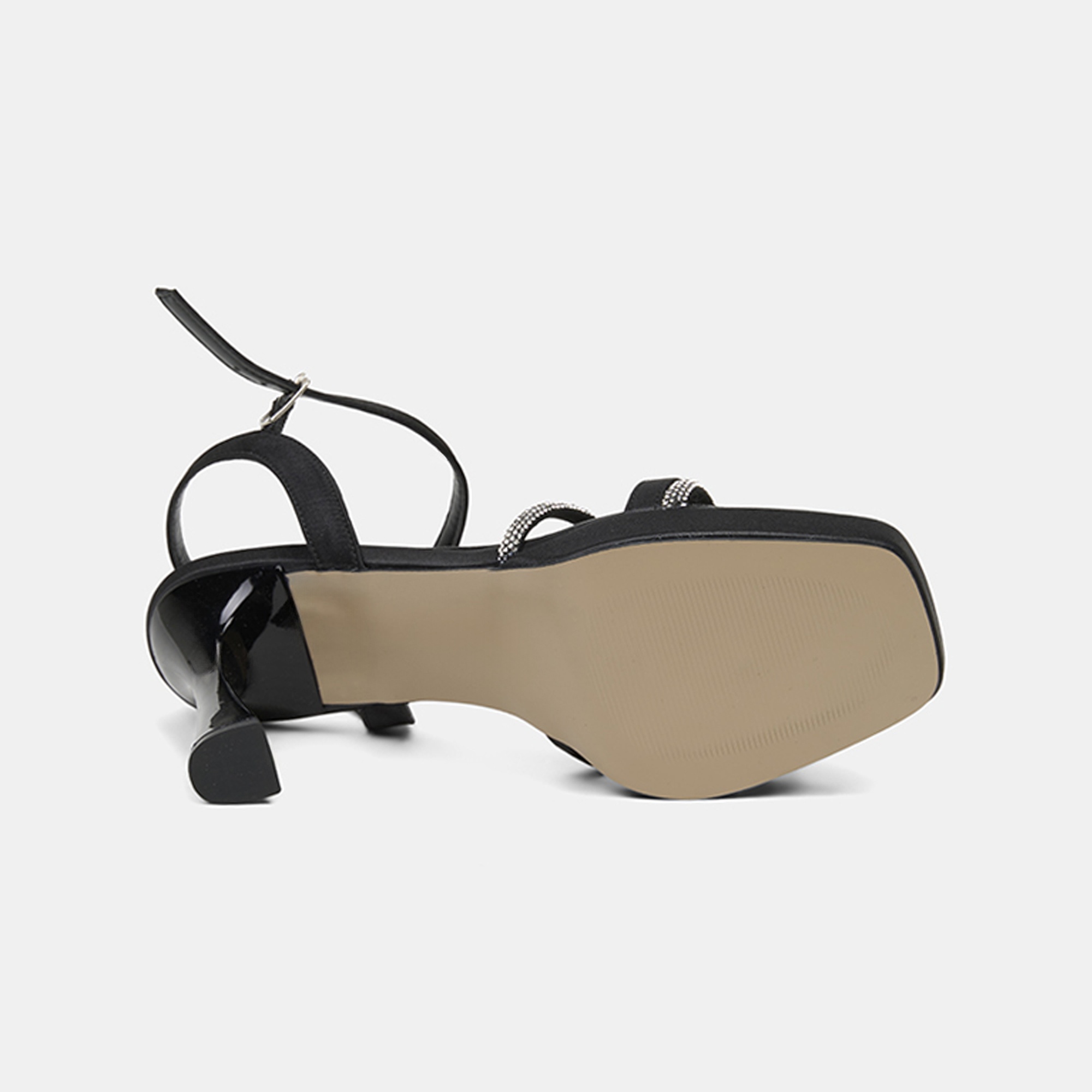 Kadın Siyah Taşlı Metal Tokalı Topuklu Abiye Sandalet