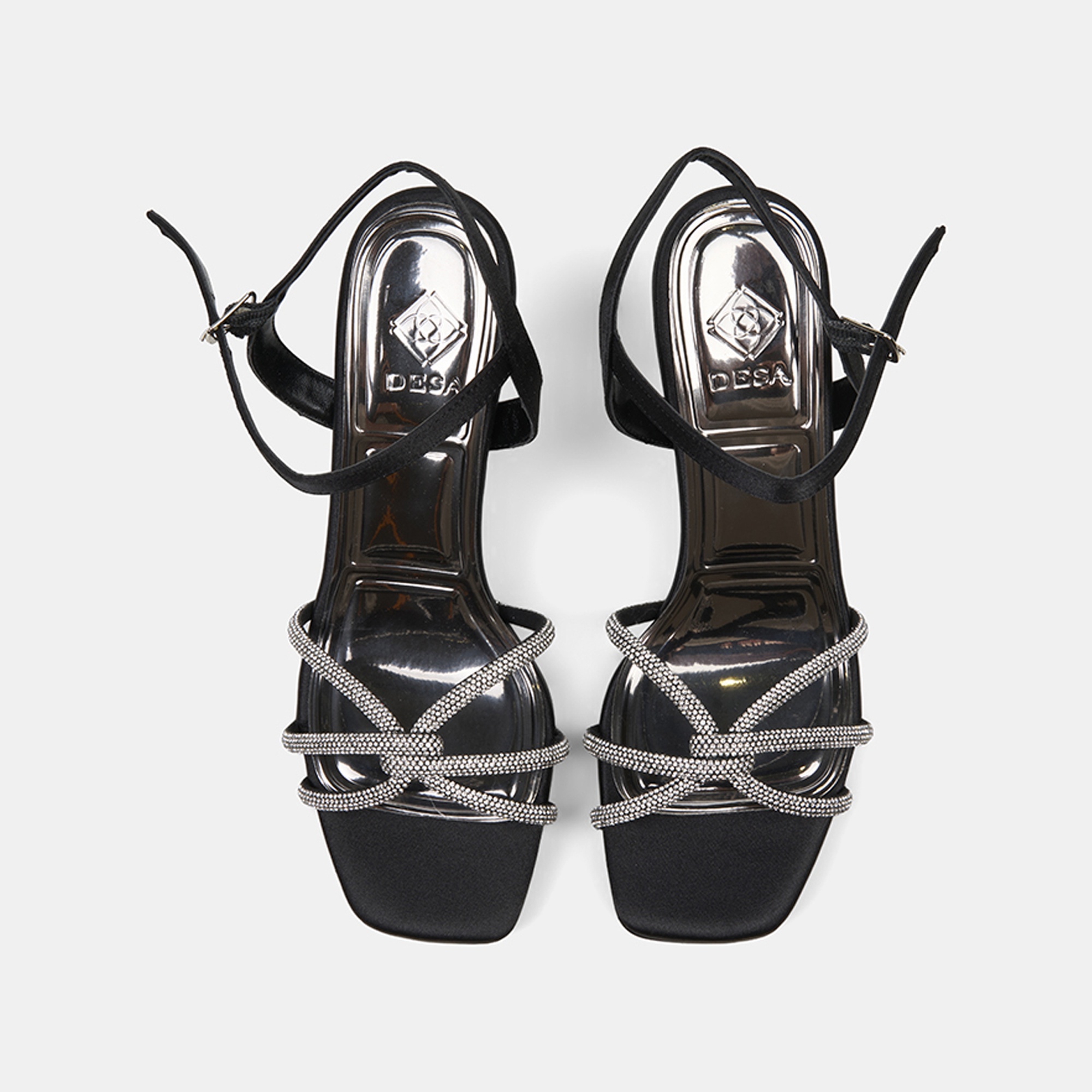 Kadın Siyah Taşlı Ayarlanabilir Tokalı Topuklu Abiye Sandalet