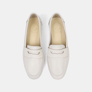  Kadın Beyaz Yuvarlak Burun Deri Loafer
