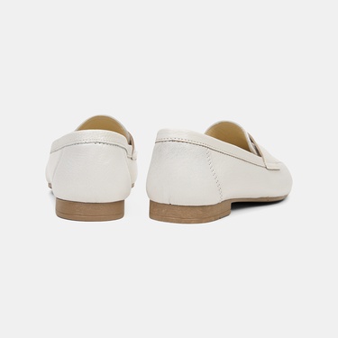  Kadın Beyaz Yuvarlak Burun Deri Loafer