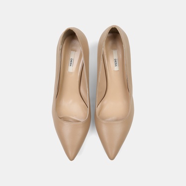  Kadın Ten Sivri Burunlu Deri Stiletto