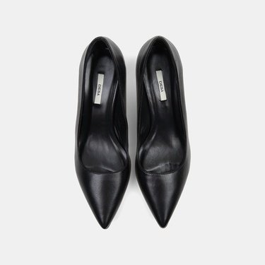  Kadın Siyah Sivri Burunlu Deri Stiletto