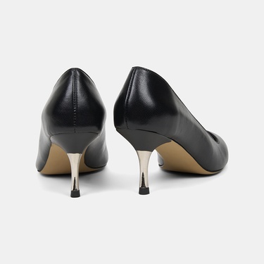  Kadın Siyah Sivri Burunlu Deri Stiletto