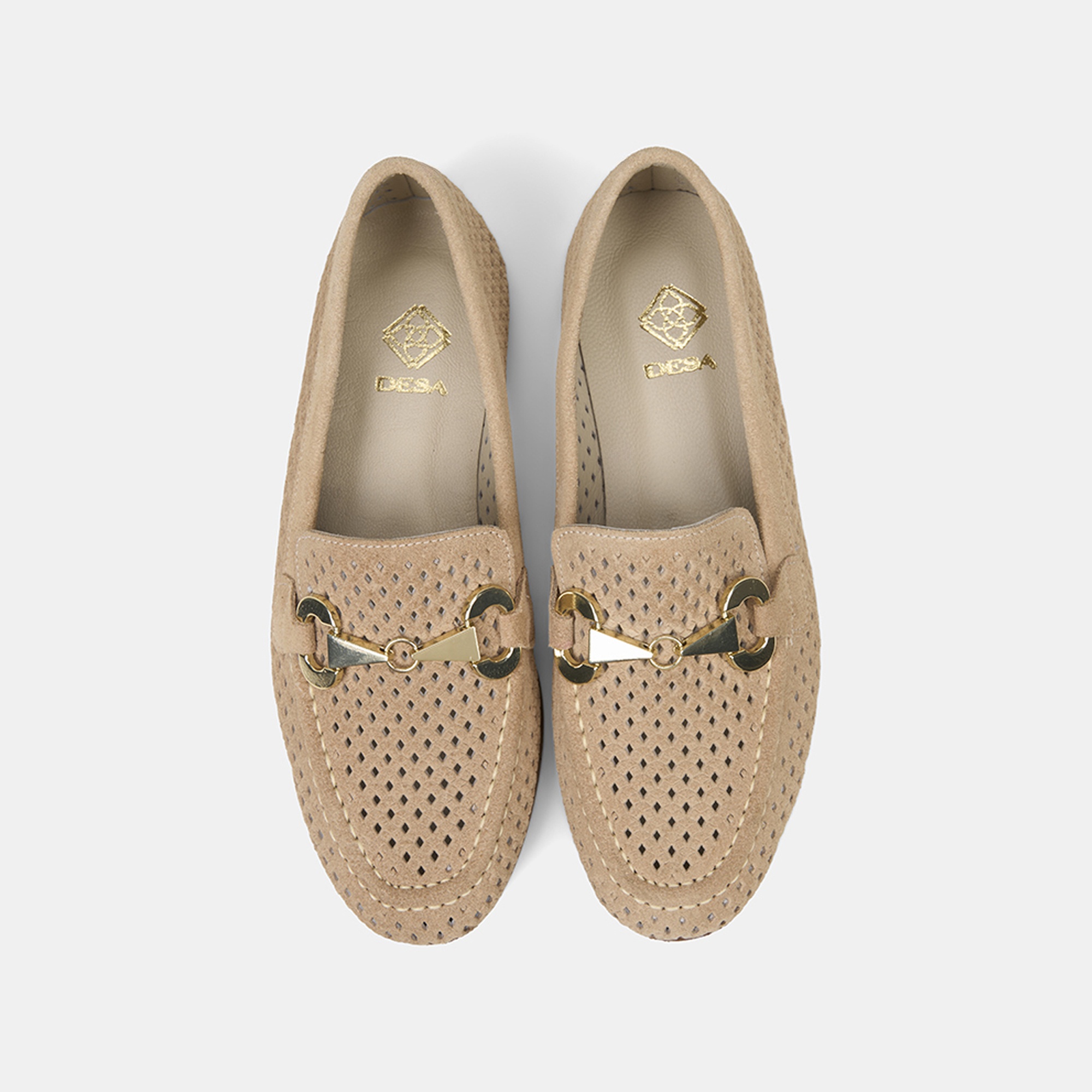 Kadın Vizon Metal Aksesuarlı Perforeli Süet Loafer