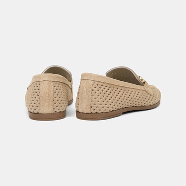  Kadın Vizon Metal Aksesuarlı Perforeli Süet Loafer