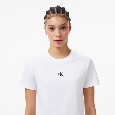  Calvin Klein Logo Cropped  Kadın Beyaz T-Shirt