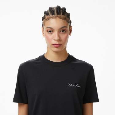  Calvin Klein Classic Graphic Kadın Siyah T-Shirt