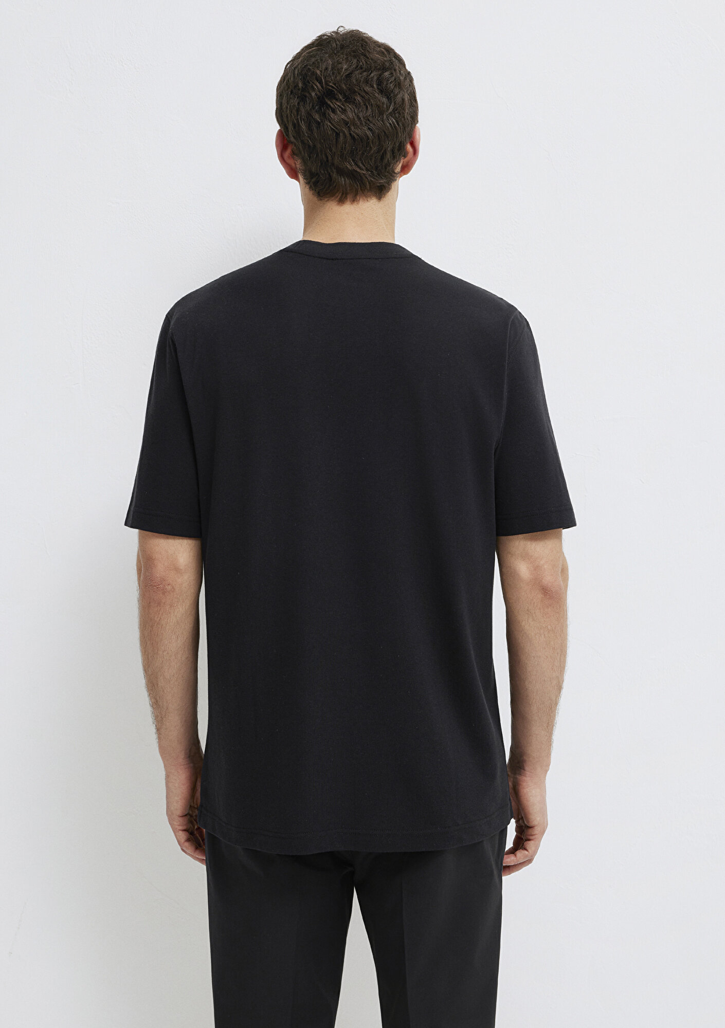 Mavi Mavi Black (TENCEL™) Liyosel Karışımlı Siyah Tişört Loose Fit / Bol Rahat Kesim 0613468-900