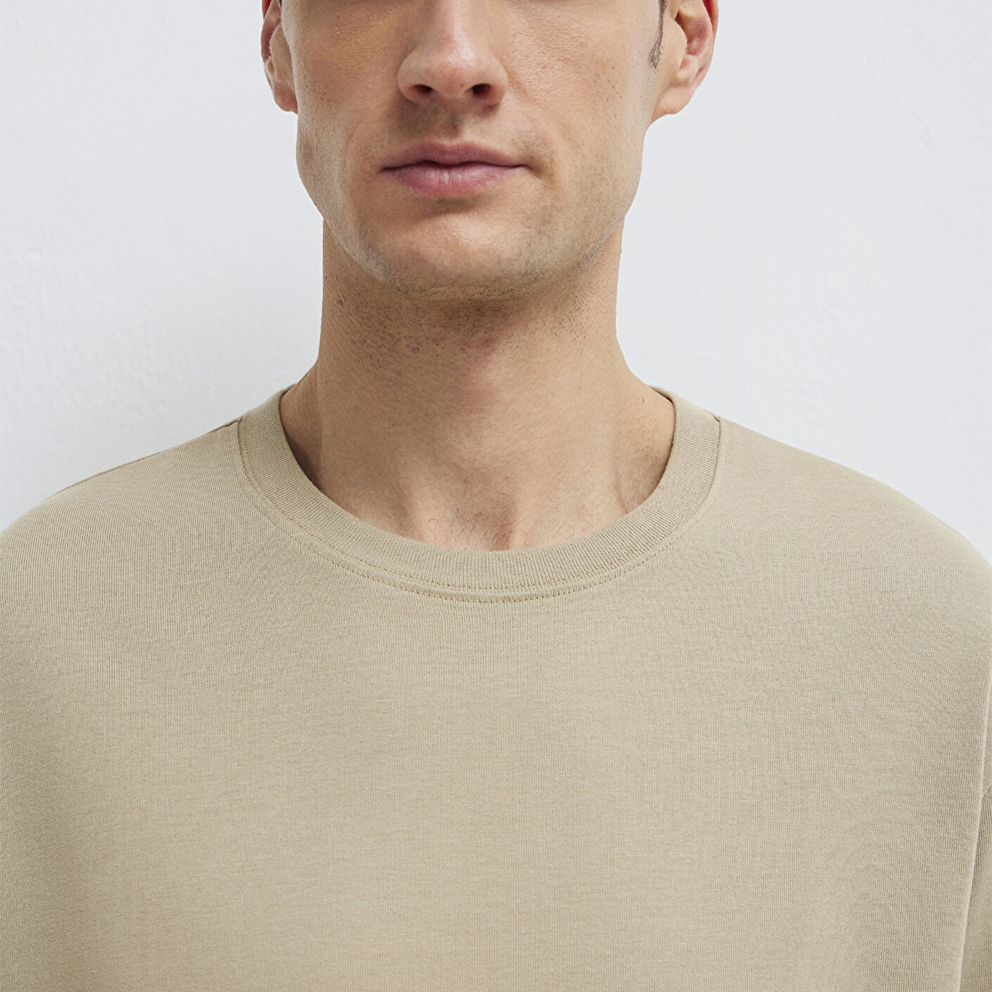 Mavi Bisiklet Yaka Bej Basic Tişört Loose Fit / Bol Rahat Kesim 0611596-70360