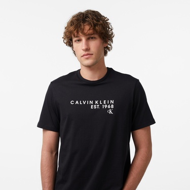  Calvin Klein 30S Graphic Erkek Siyah T-Shirt