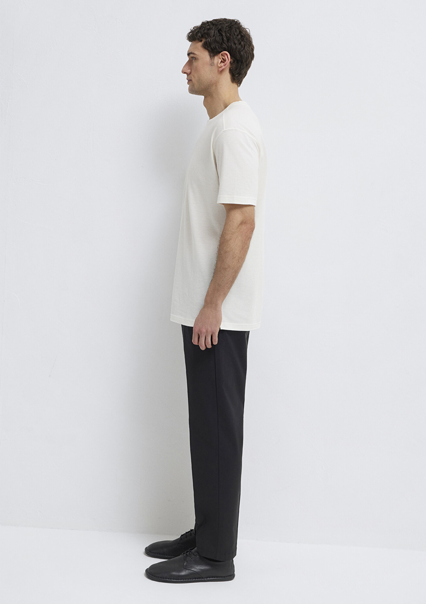 Mavi Mavi Black (TENCEL™) Liyosel Karışımlı Ekru Tişört Loose Fit / Bol Rahat Kesim 0613468-70057