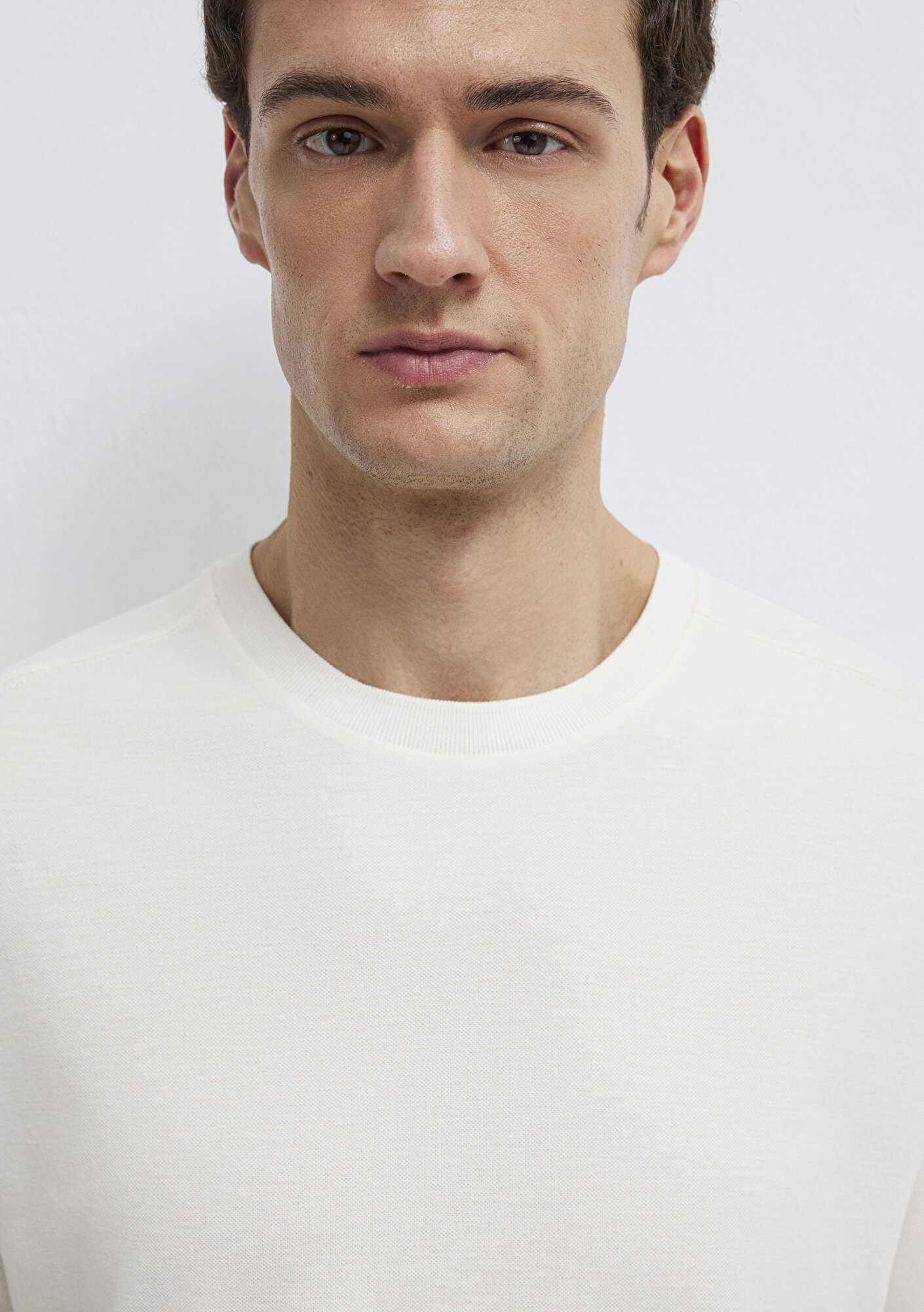 Mavi Mavi Black (TENCEL™) Liyosel Karışımlı Ekru Tişört Loose Fit / Bol Rahat Kesim 0613468-70057