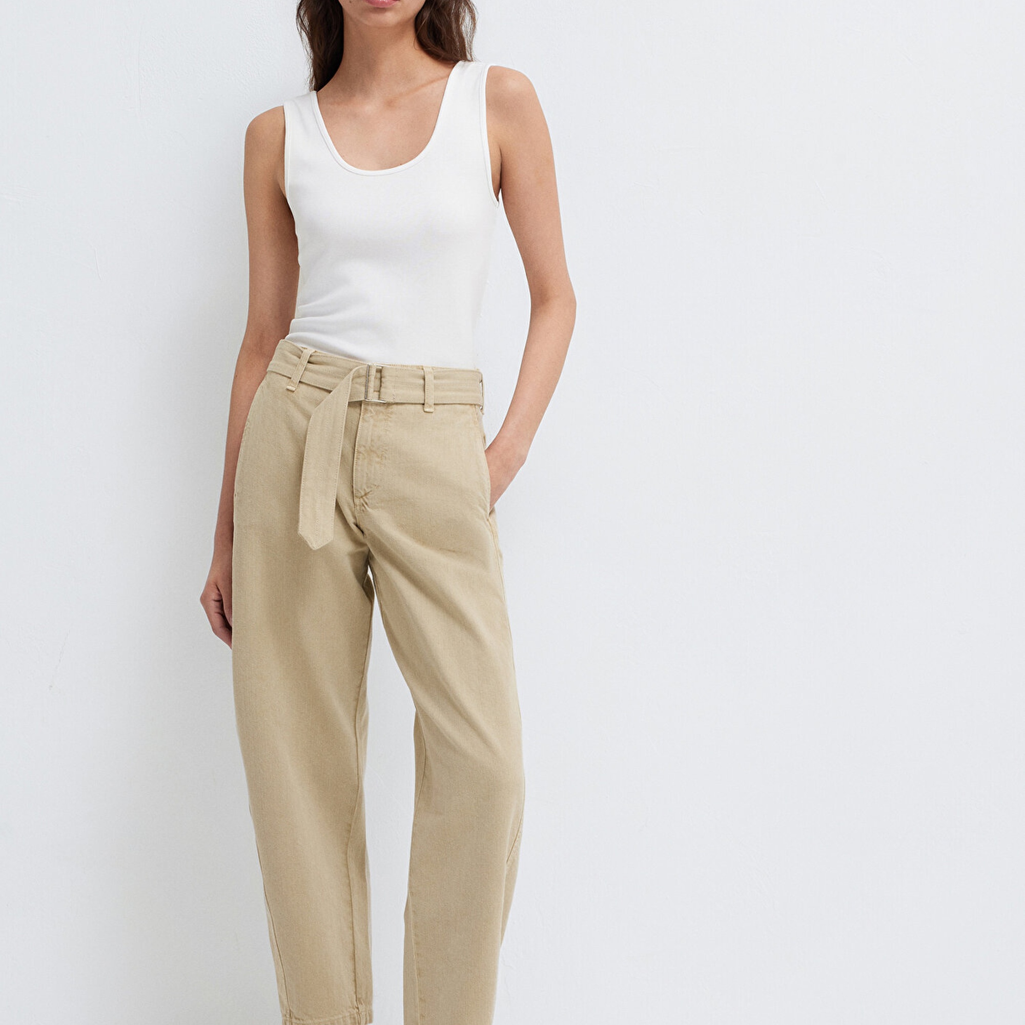 Mavi Kemerli Bej Pantolon 1011183-70153