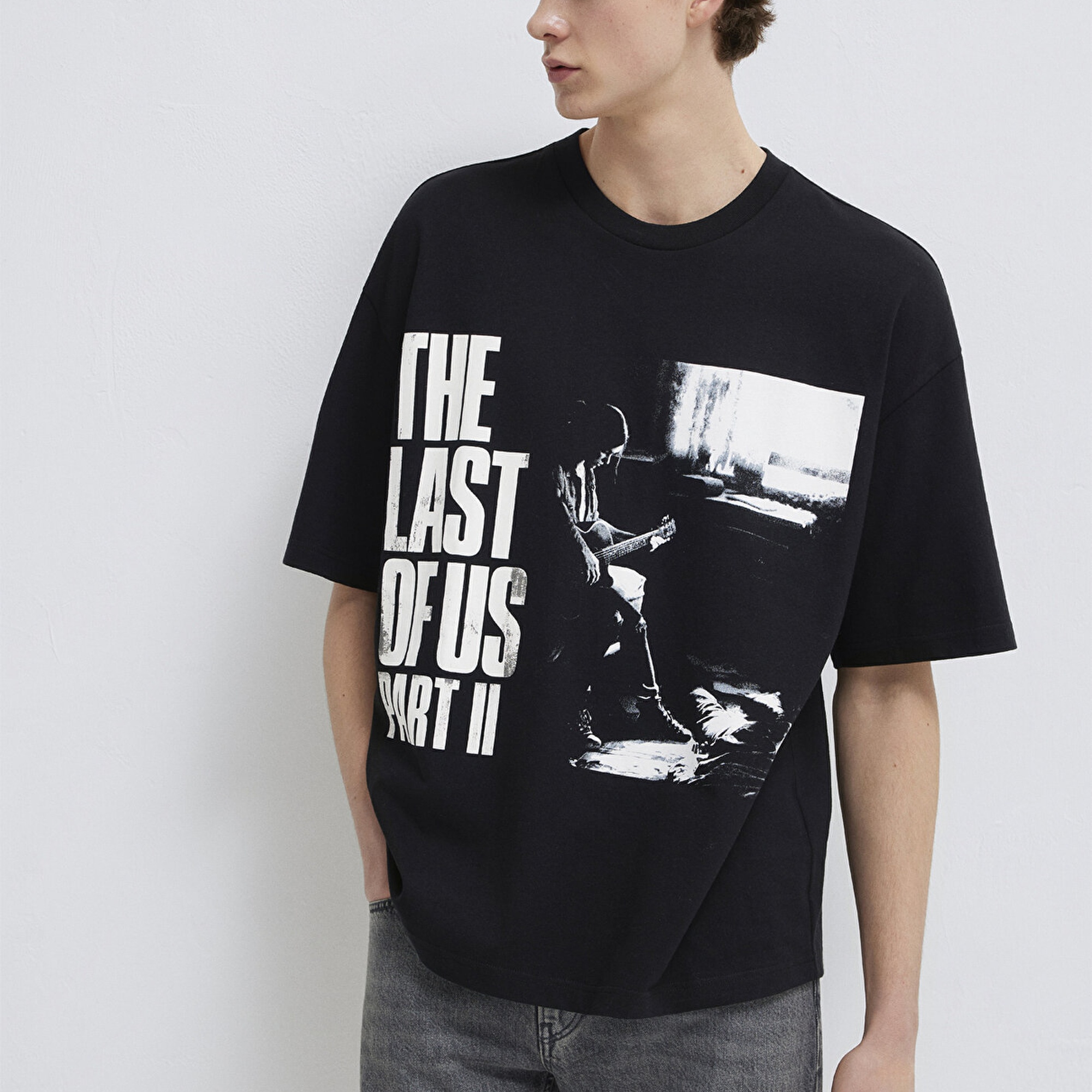 Mavi The Last Of Us Baskılı Siyah Tişört Oversize / Geniş Kesim 0613195-900