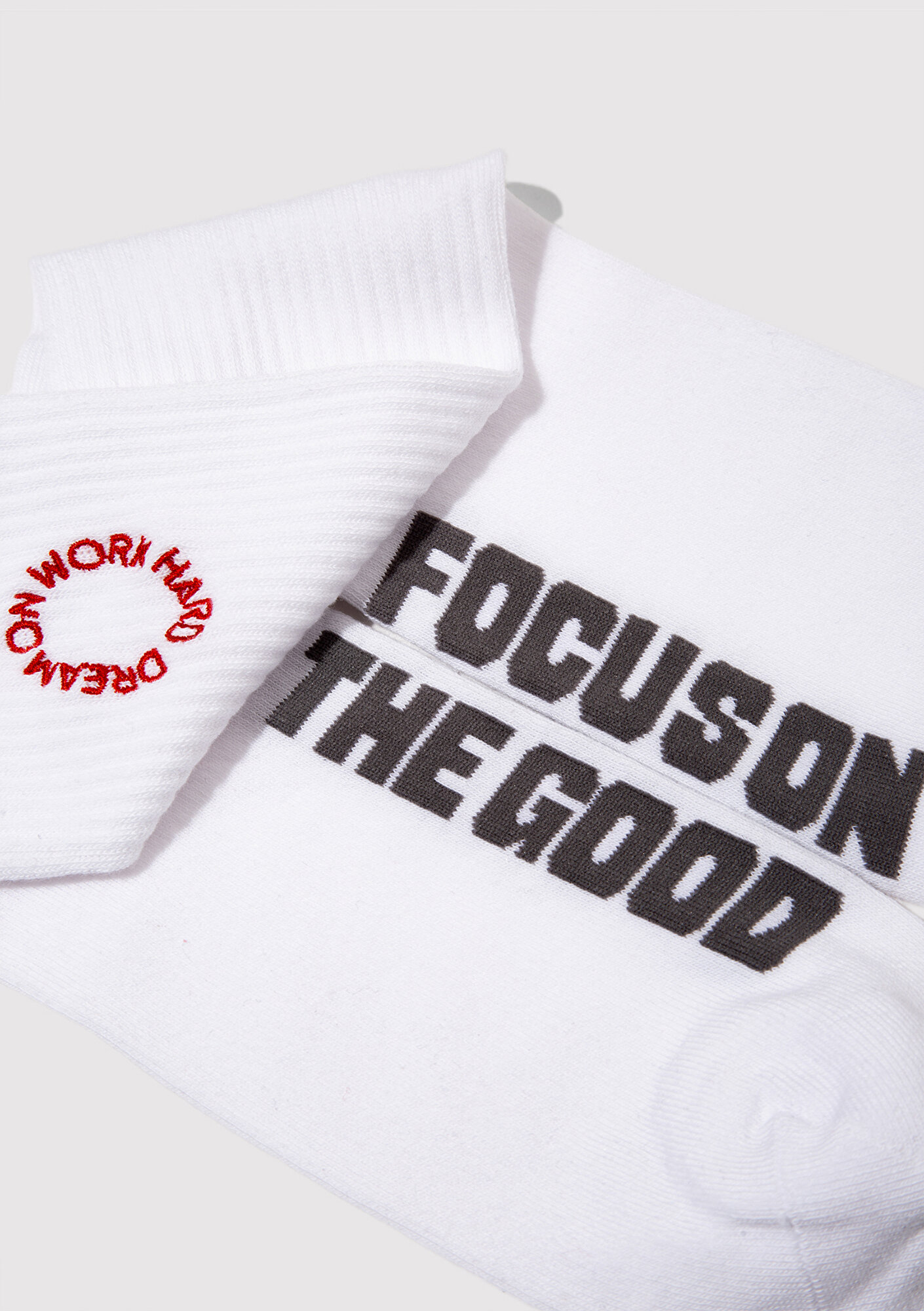  Mavi Nakışlı Beyaz Soket Çorap 0912195-620