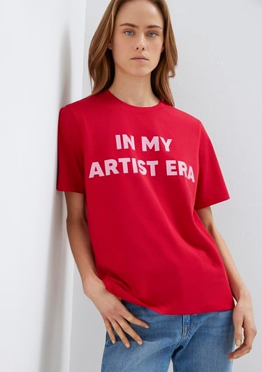  Mavi Slogan Baskılı Kırmızı Tişört Regular Fit / Normal Kesim 1613734-70935